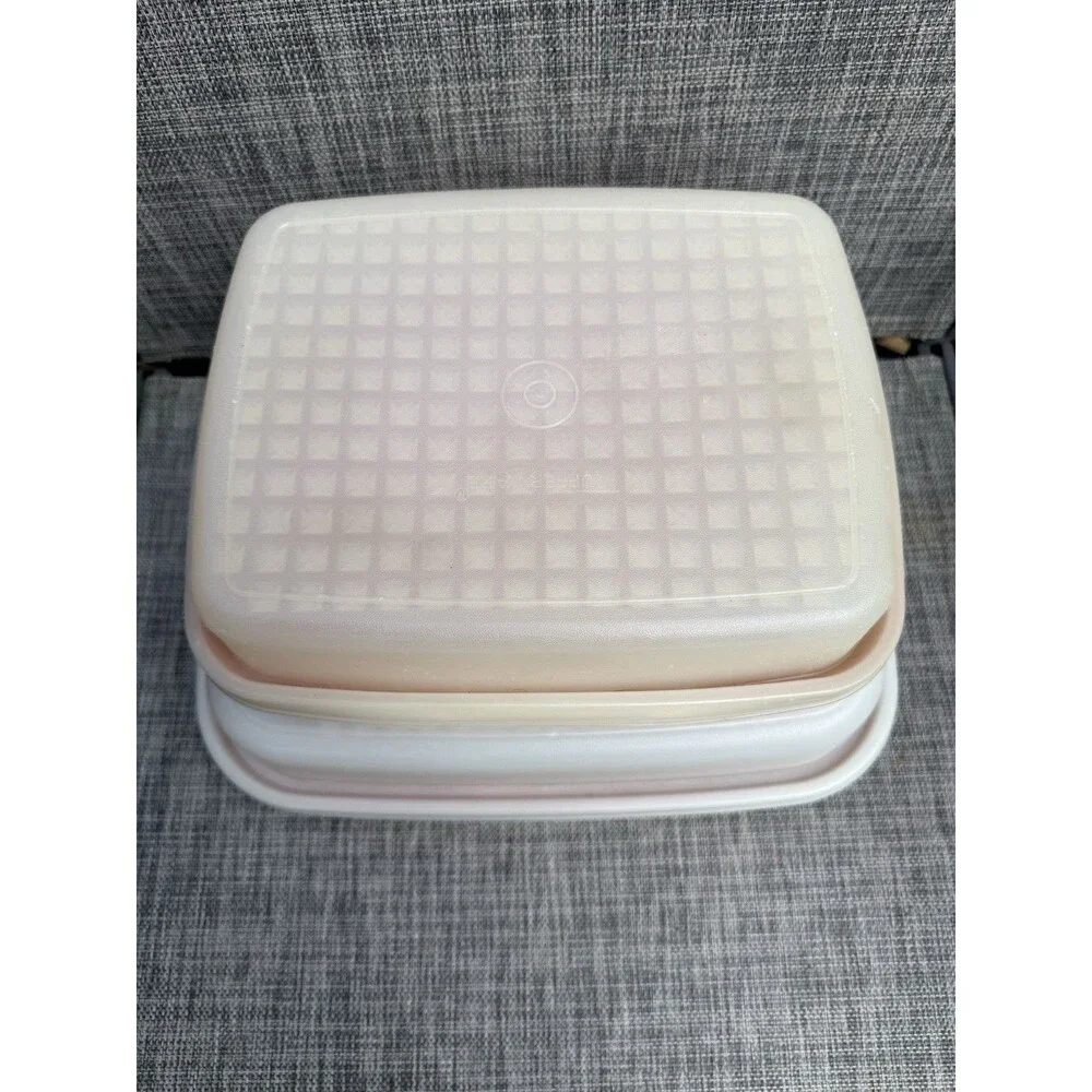 Tupperware Vintage Meat Keeper Marinade Container Set of 2 PAPRIKA RED W/ Lids